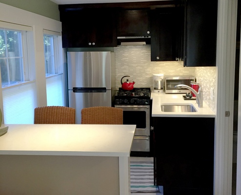 Guest House 7 - Efficiency Apartment Kitchen